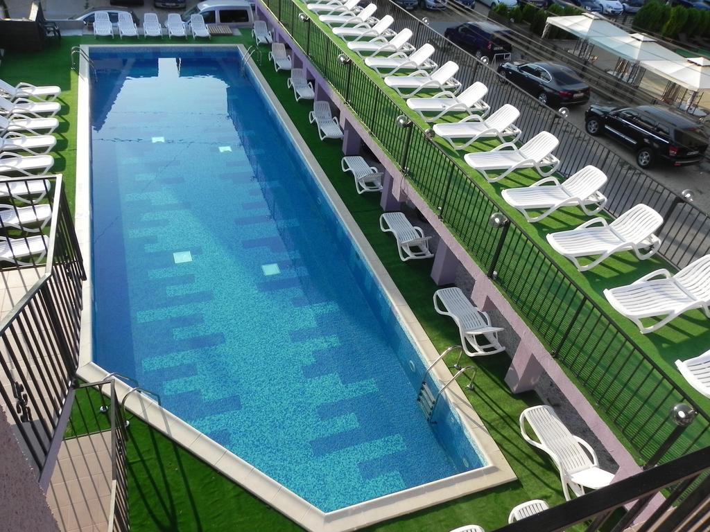 Pensiunea Iubesc Marea - piscină încălzită, vouchere vacanță, 40 m de faleză Costinesti Extérieur photo