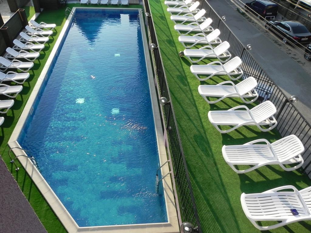 Pensiunea Iubesc Marea - piscină încălzită, vouchere vacanță, 40 m de faleză Costinesti Extérieur photo