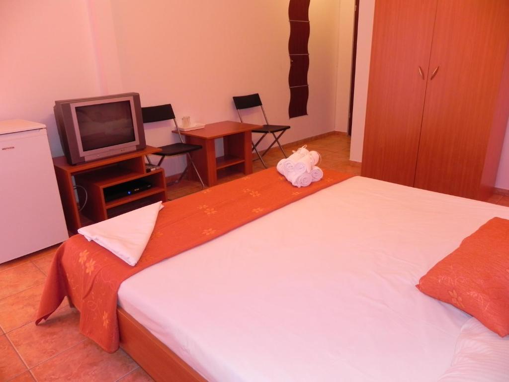 Pensiunea Iubesc Marea - piscină încălzită, vouchere vacanță, 40 m de faleză Costinesti Extérieur photo