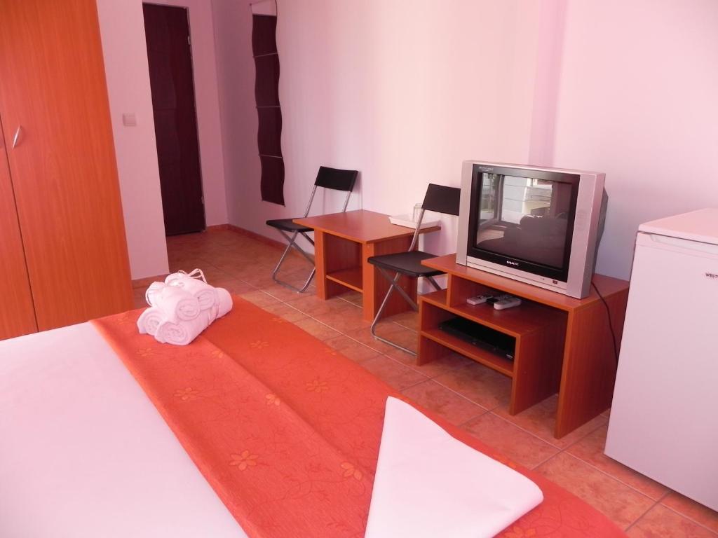 Pensiunea Iubesc Marea - piscină încălzită, vouchere vacanță, 40 m de faleză Costinesti Extérieur photo