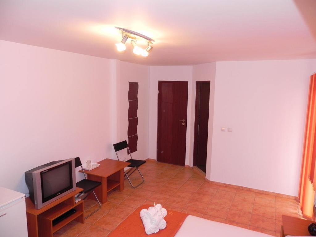 Pensiunea Iubesc Marea - piscină încălzită, vouchere vacanță, 40 m de faleză Costinesti Extérieur photo