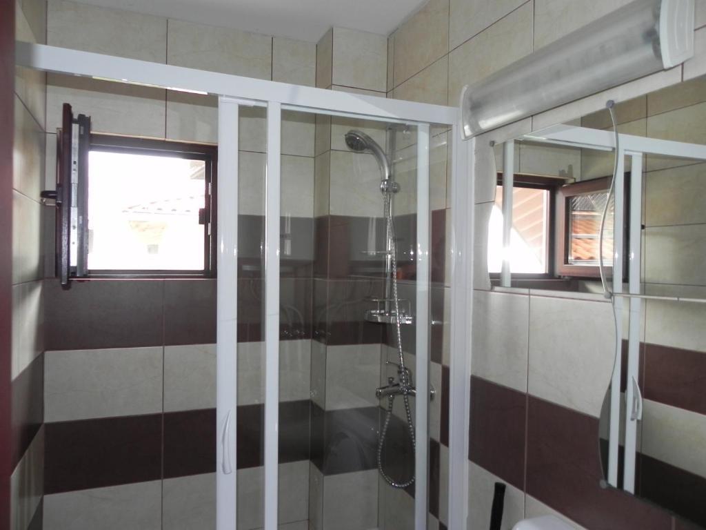 Pensiunea Iubesc Marea - piscină încălzită, vouchere vacanță, 40 m de faleză Costinesti Extérieur photo