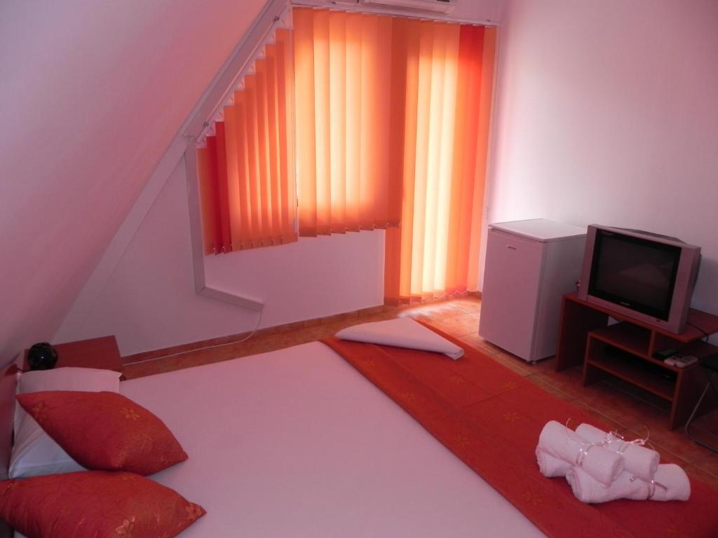 Pensiunea Iubesc Marea - piscină încălzită, vouchere vacanță, 40 m de faleză Costinesti Extérieur photo