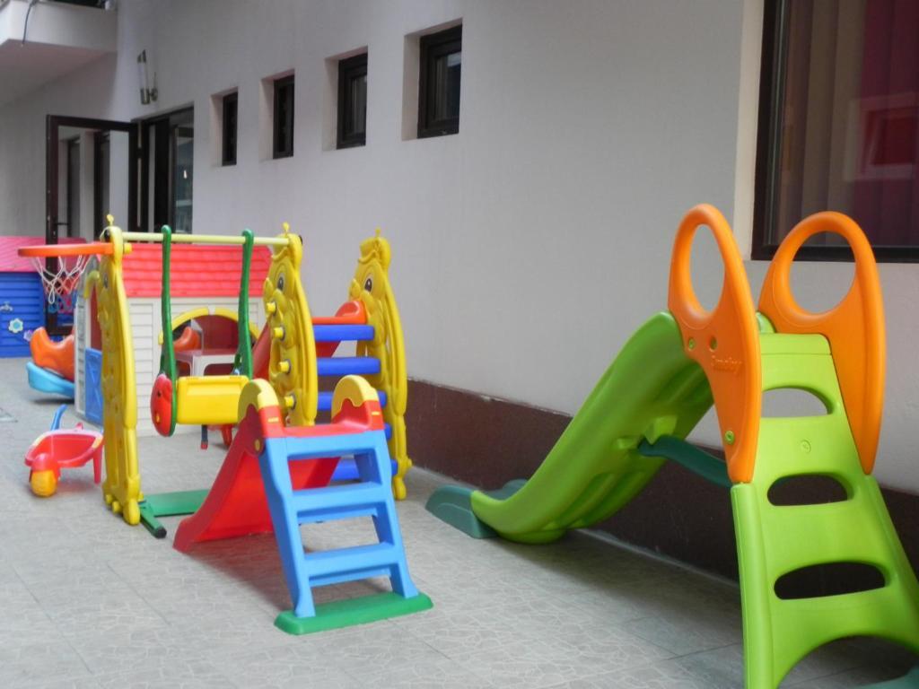 Pensiunea Iubesc Marea - piscină încălzită, vouchere vacanță, 40 m de faleză Costinesti Extérieur photo